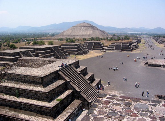 Pyramid of the moon